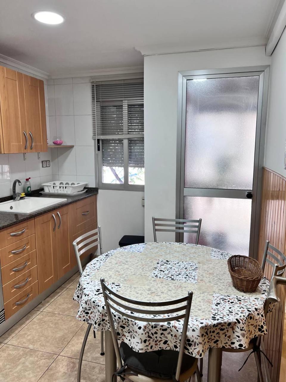 Plaza Sainetero Arniches Apartment Valencia Ngoại thất bức ảnh