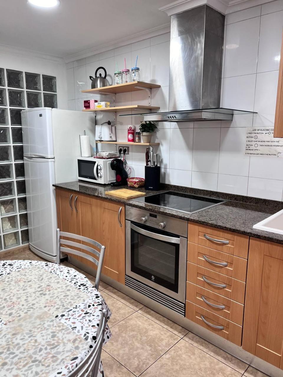 Plaza Sainetero Arniches Apartment Valencia Ngoại thất bức ảnh
